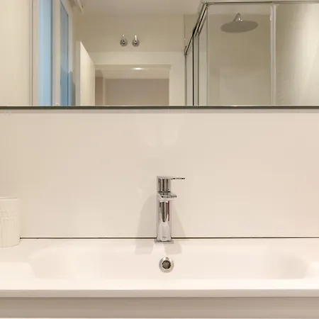 Urban Chic Moyua By Next Stop